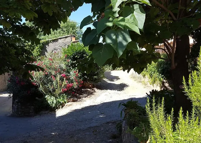 Ceps Cottage Sleeps 6 With Free Wifi Near The River