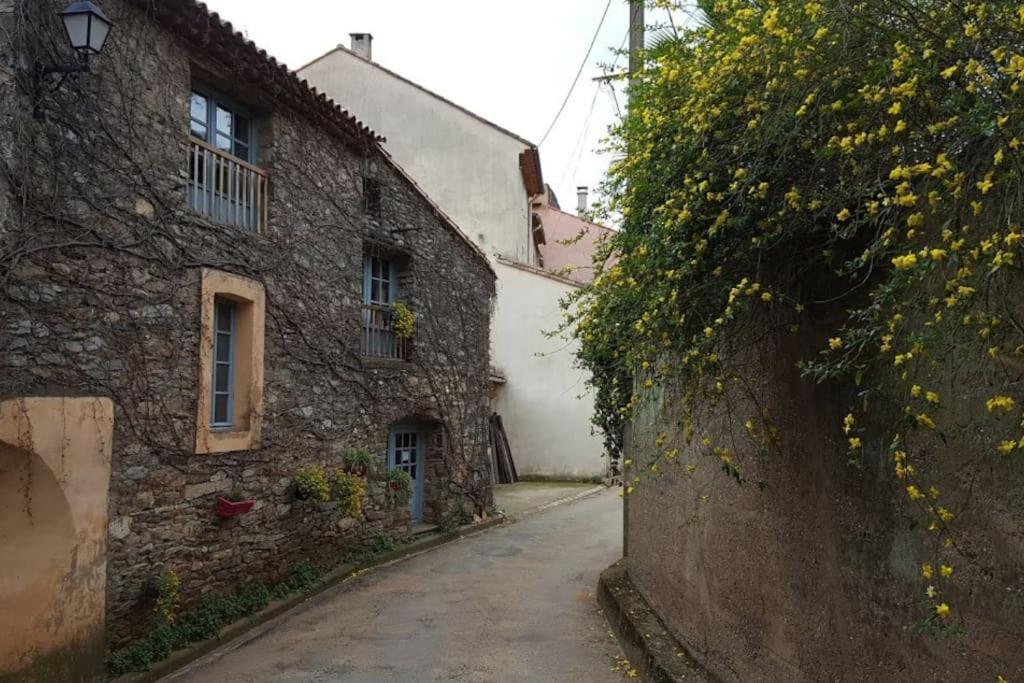 Holiday home Ceps Sleeps 6 With Free Wifi Near The River