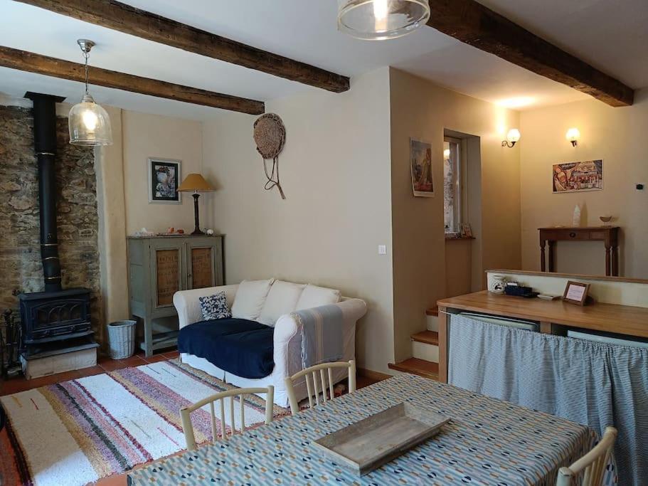 Ceps Sleeps 6 With Free Wifi Near The River Roquebrun