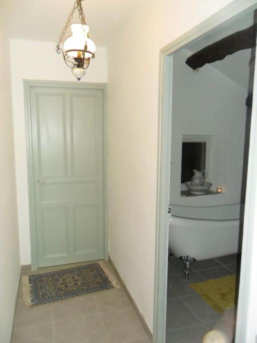 Ceps Sleeps 6 With Free Wifi Near The River